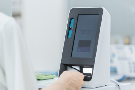 写真：カードリーダー